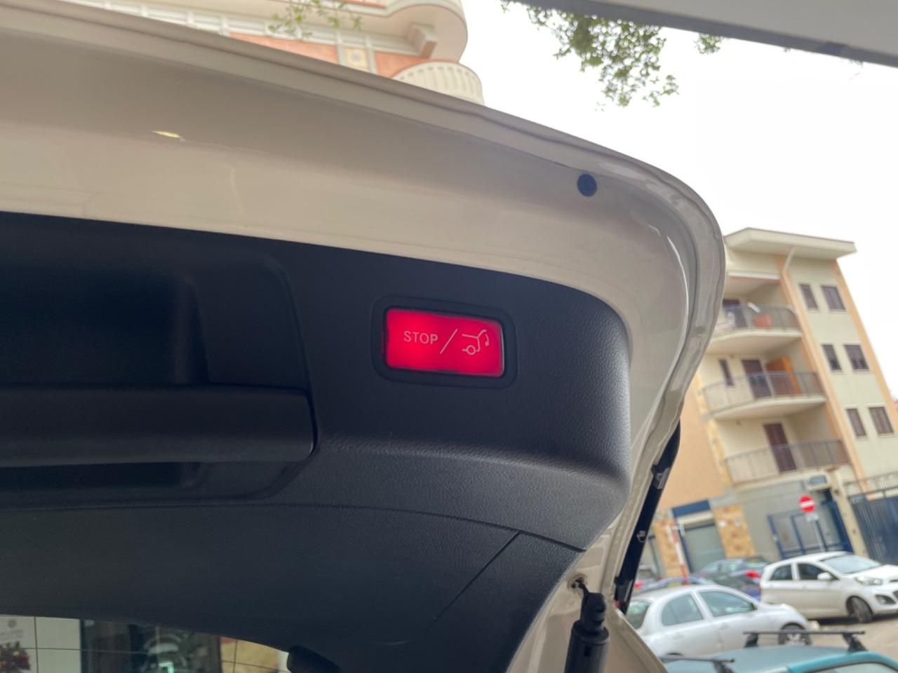 Mercedes-benz GLA 200 d 136CV AUT. PREMIUM AMG NIGHT PACKET TETTO LED NAVY 19