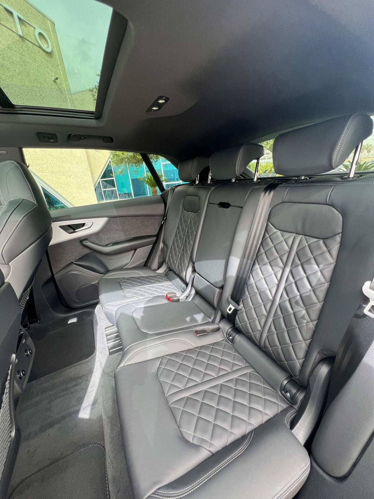 Audi Q8 SUV TDI quattro 210 kW tiptronic S line edition Possibilità noleggio no scoring