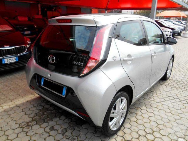 TOYOTA Aygo 1.0 VVT-i 69 CV 5 porte CABRIO+AUTOMATICA+TELEC.