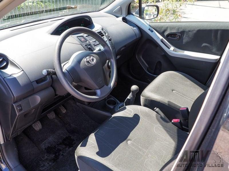 Toyota Yaris Yaris 1.0 5 p. OK NEOPATENTATI