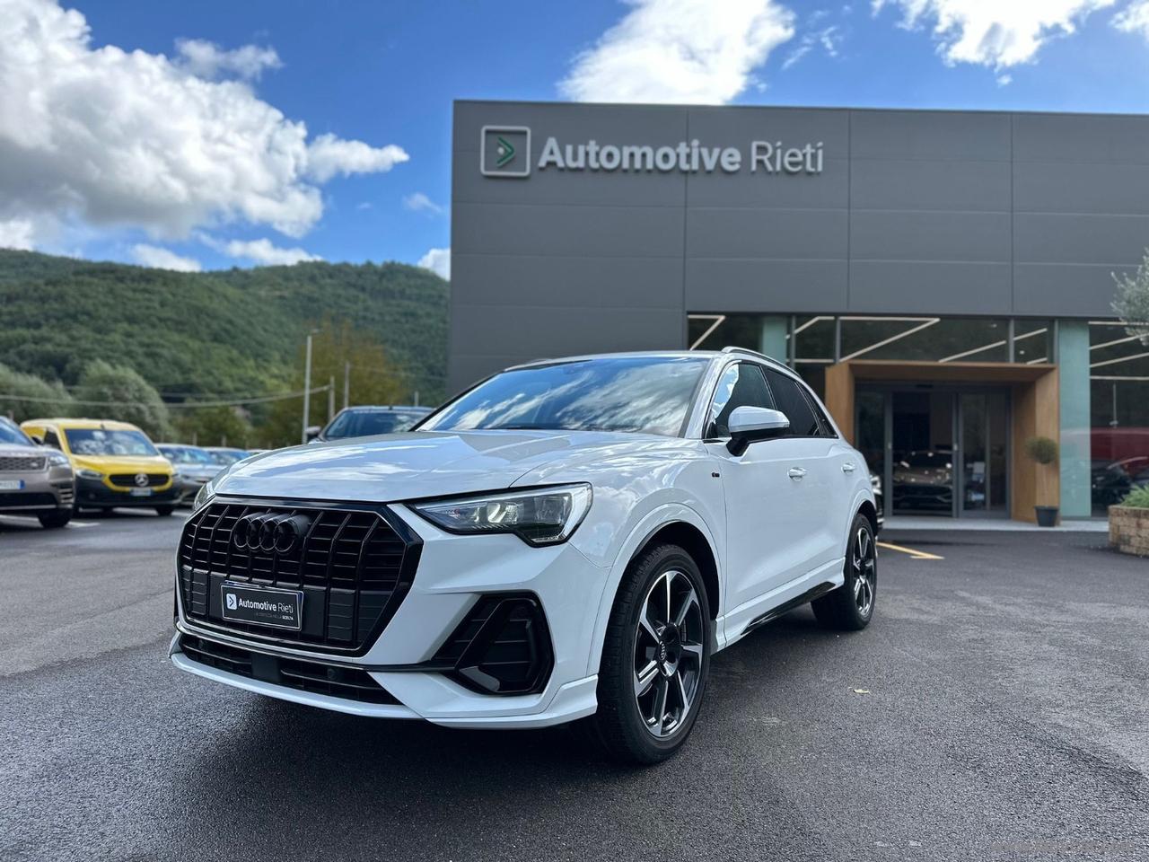 AUDI Q3 35 TFSI S line edition