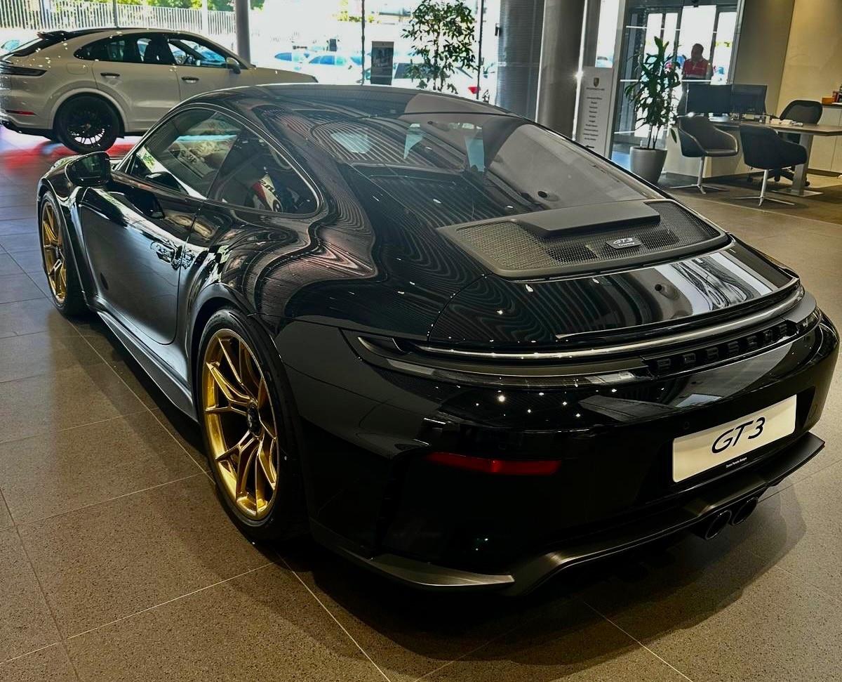 Porsche 911 GT3 Touring- SUBENTROLEASING