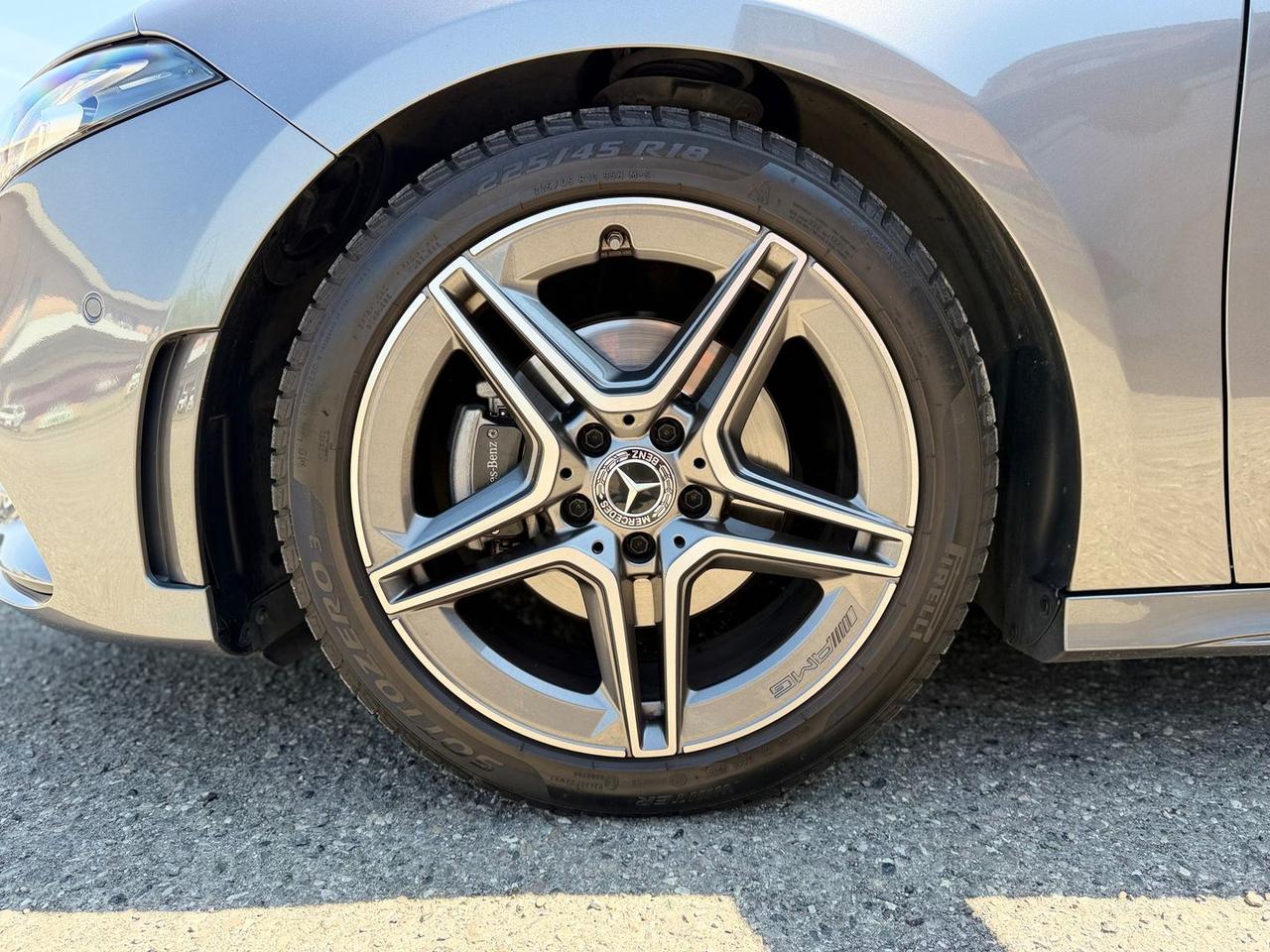 Mercedes-Benz A 180 AMG Line Premium A 180 #10569
