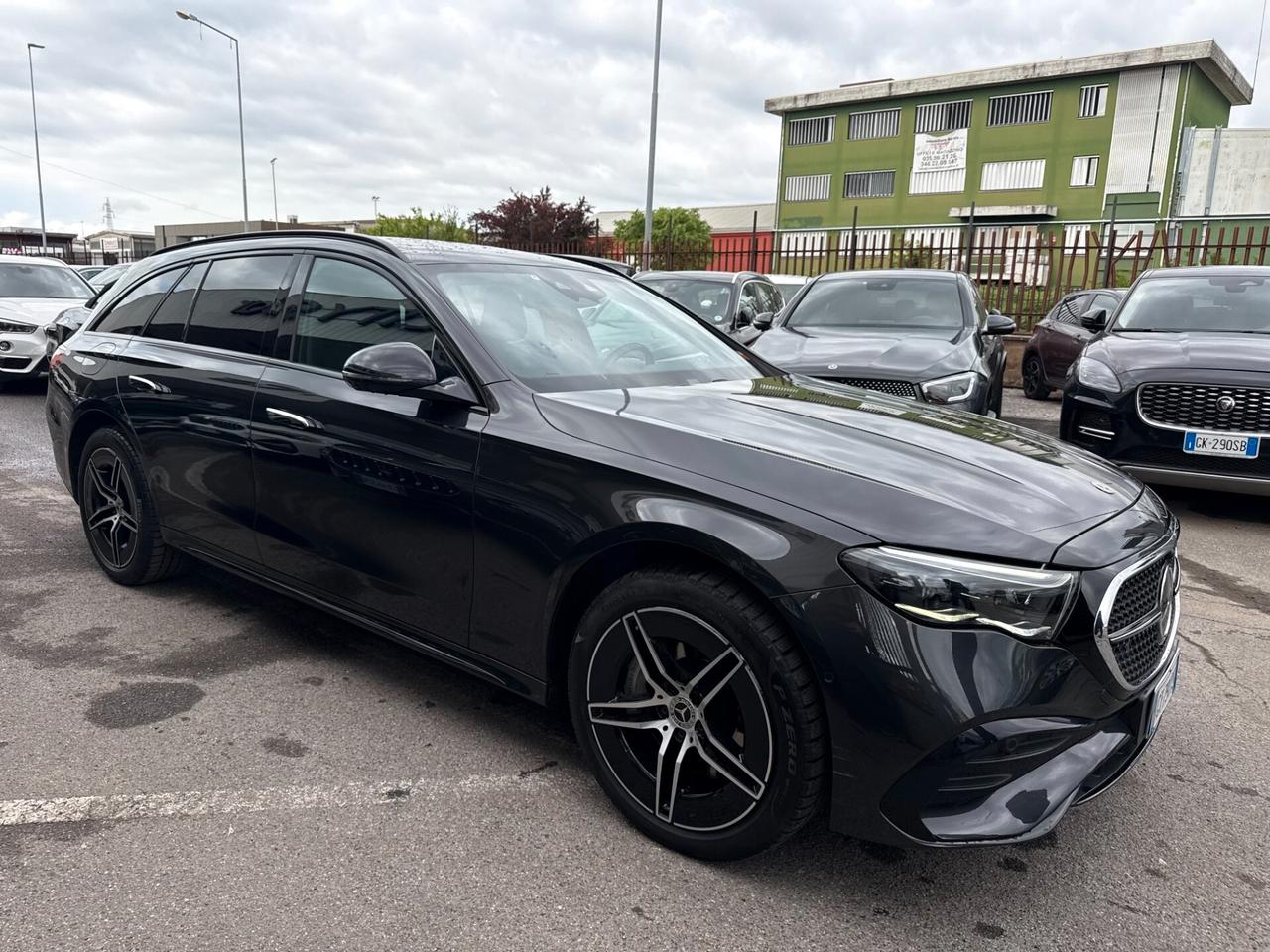 Mercedes-Benz E 220 d AMG Line Premium Plus auto