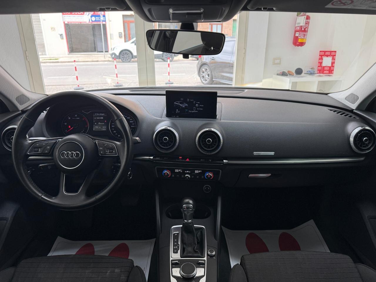 Audi A3 Sedan / 2.0 TDI 150cv/ Cambio automatico / Led