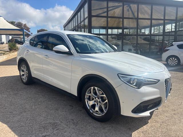Alfa Romeo Stelvio 2.2 Turbodiesel 180 CV AT8 Q4 Executive