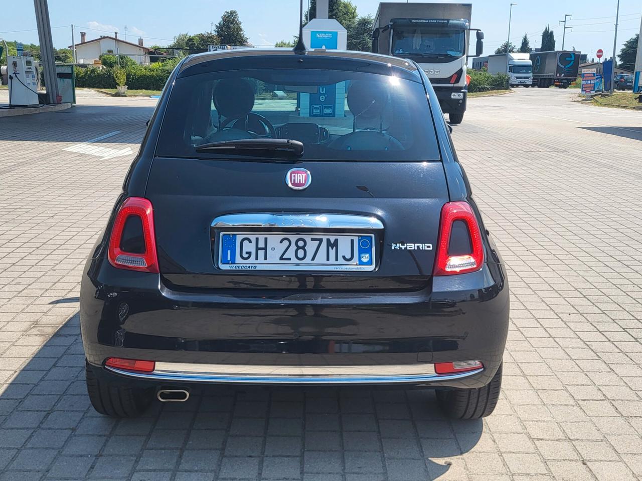 Fiat 500 1.0 Hybrid Dolcevita