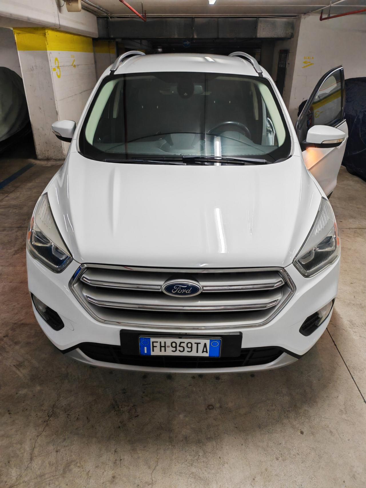 Ford Kuga 1.5 TDCI 120 CV SPETTACOLARE FULL OPTIONAL