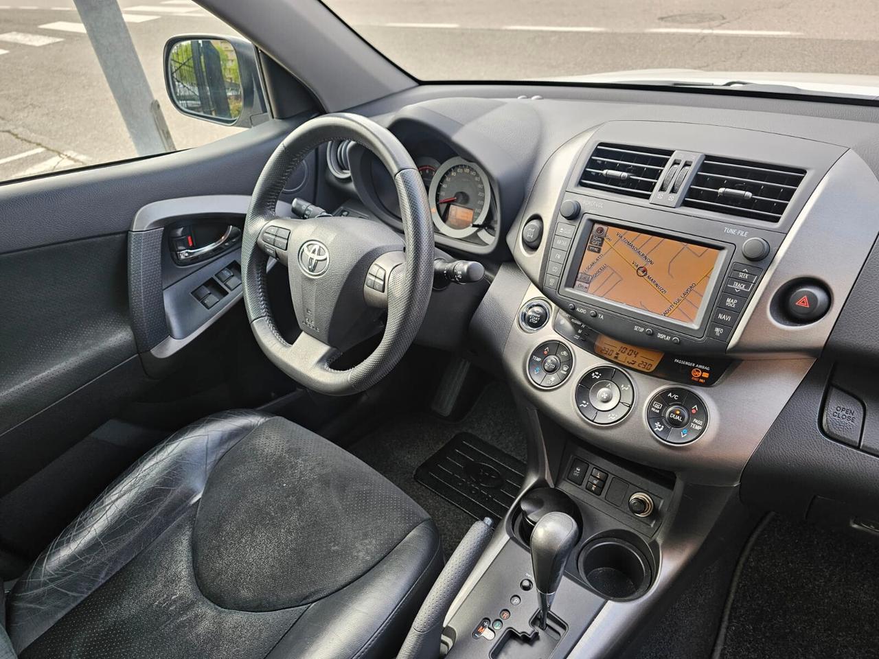 Toyota RAV4 Crossover 2.2 150cv D-Cat Executive*Pelle*Navi*Unipro*