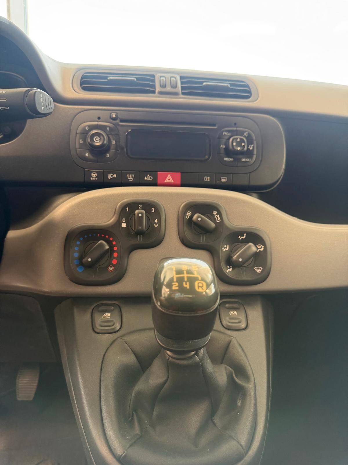 Fiat Panda 1.2 Lounge 69 cv