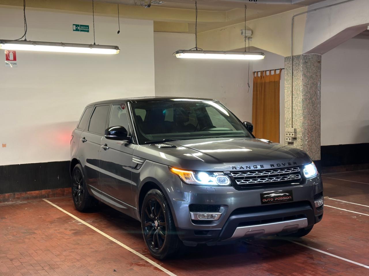 Land Rover Range Rover Sport 3.0 HSE Distronic Plus