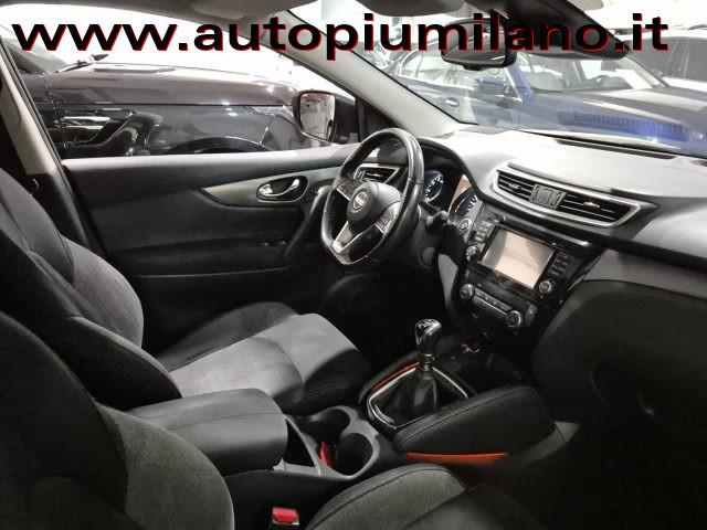 NISSAN Qashqai 1.2 DIG-T N-Connecta