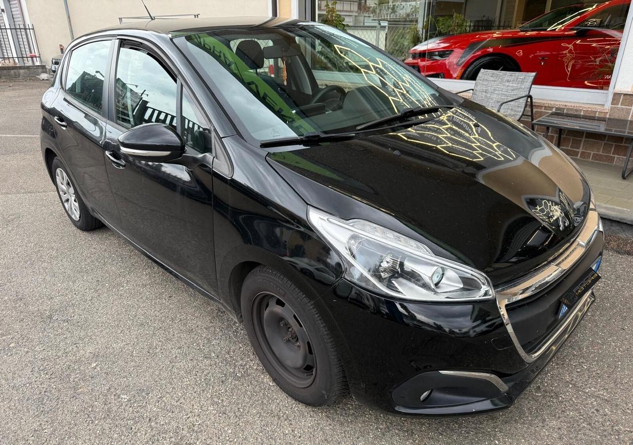 Peugeot 208 BlueHDi 75 5 porte Allure