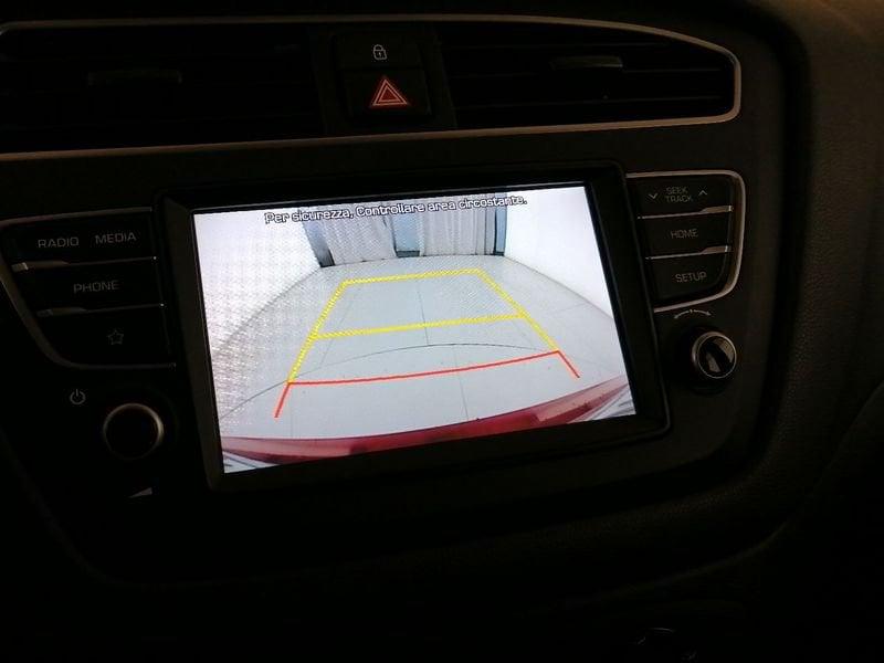 Hyundai i20 II 2018 1.2 mpi Connectline 75cv 5p