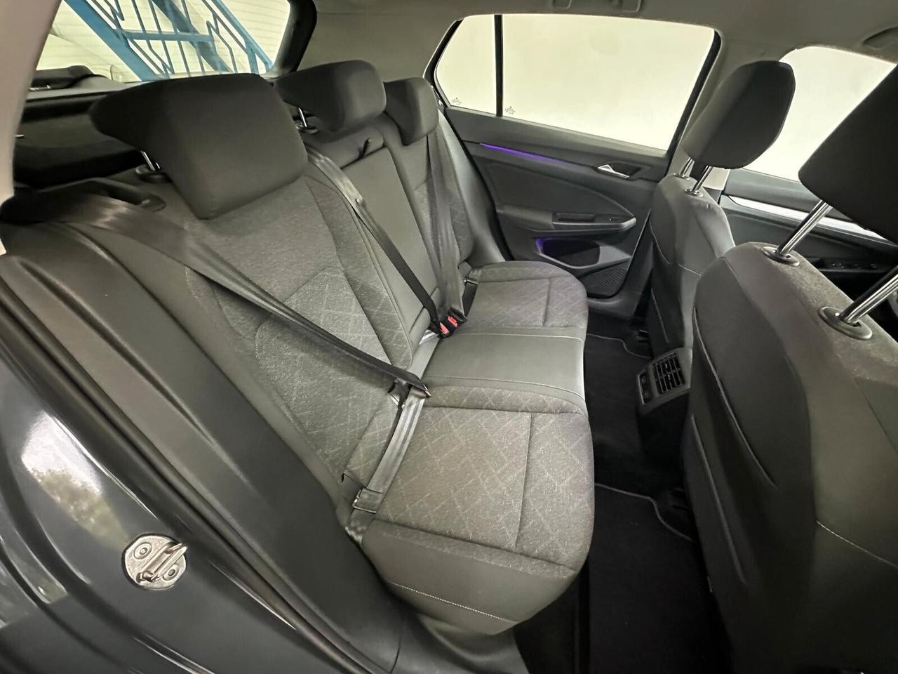 Volkswagen Golf 1.0 eTSI EVO DSG Life