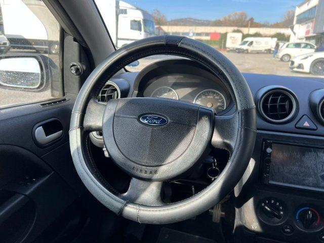 FORD Fiesta 1.2 16V 5p. Ghia