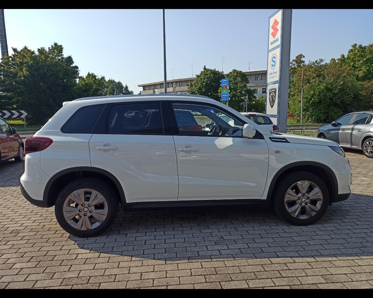 SUZUKI Vitara (2015) - Vitara 1.4 Hybrid Cool
