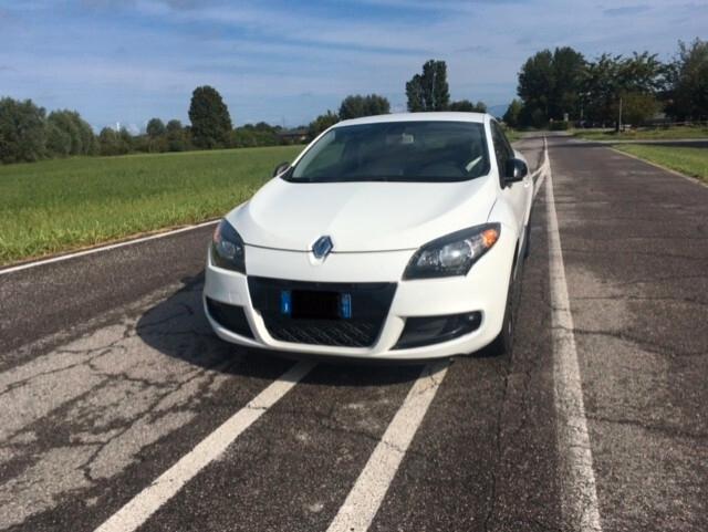 Renault Megane Mégane Coupé 1.9 dCi 130CV Monaco GP