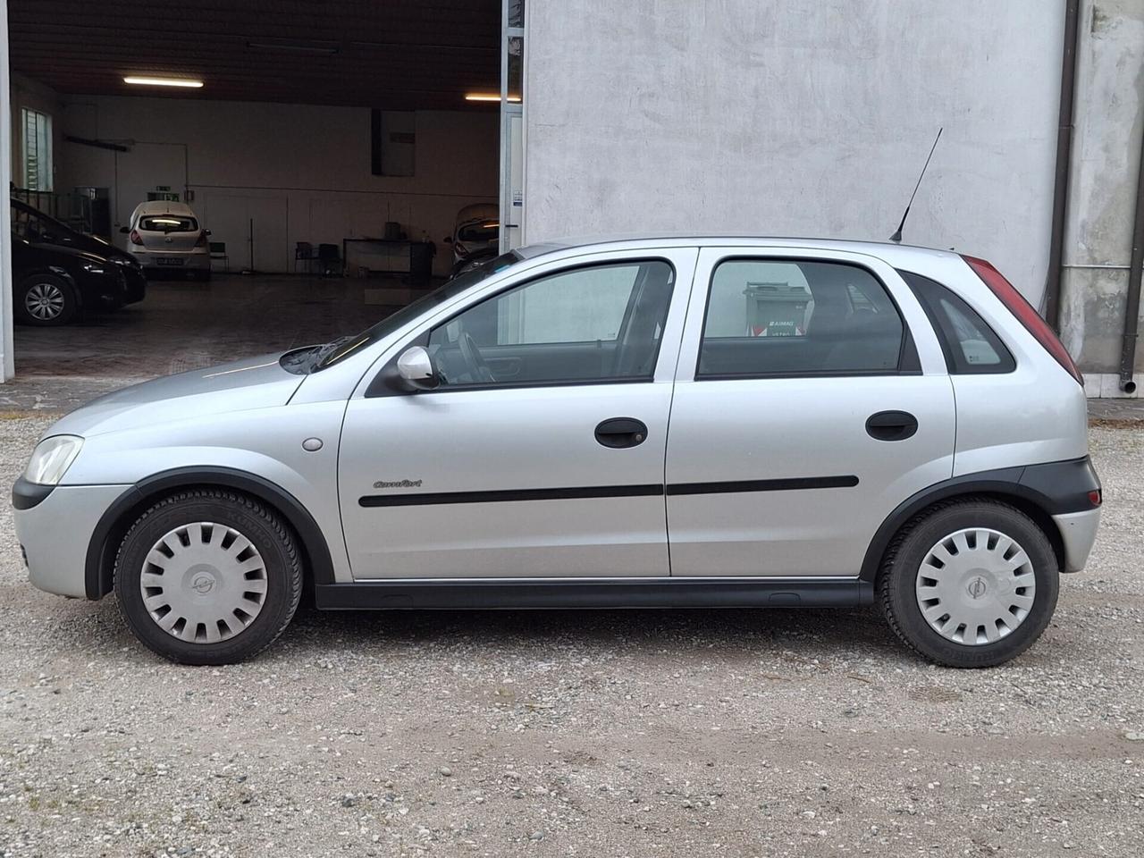 Opel Corsa 1.0i 12V cat 5 porte Comfort
