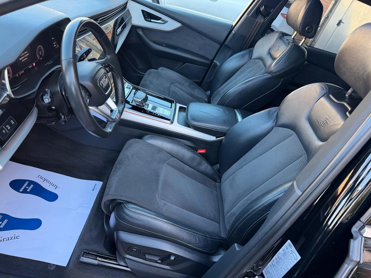 Audi Q7 45 TDI quattro tiptronic Sport Plus S-LINE EDITION 7 POSTI TETTO APRIBILE E FARI MATRIX