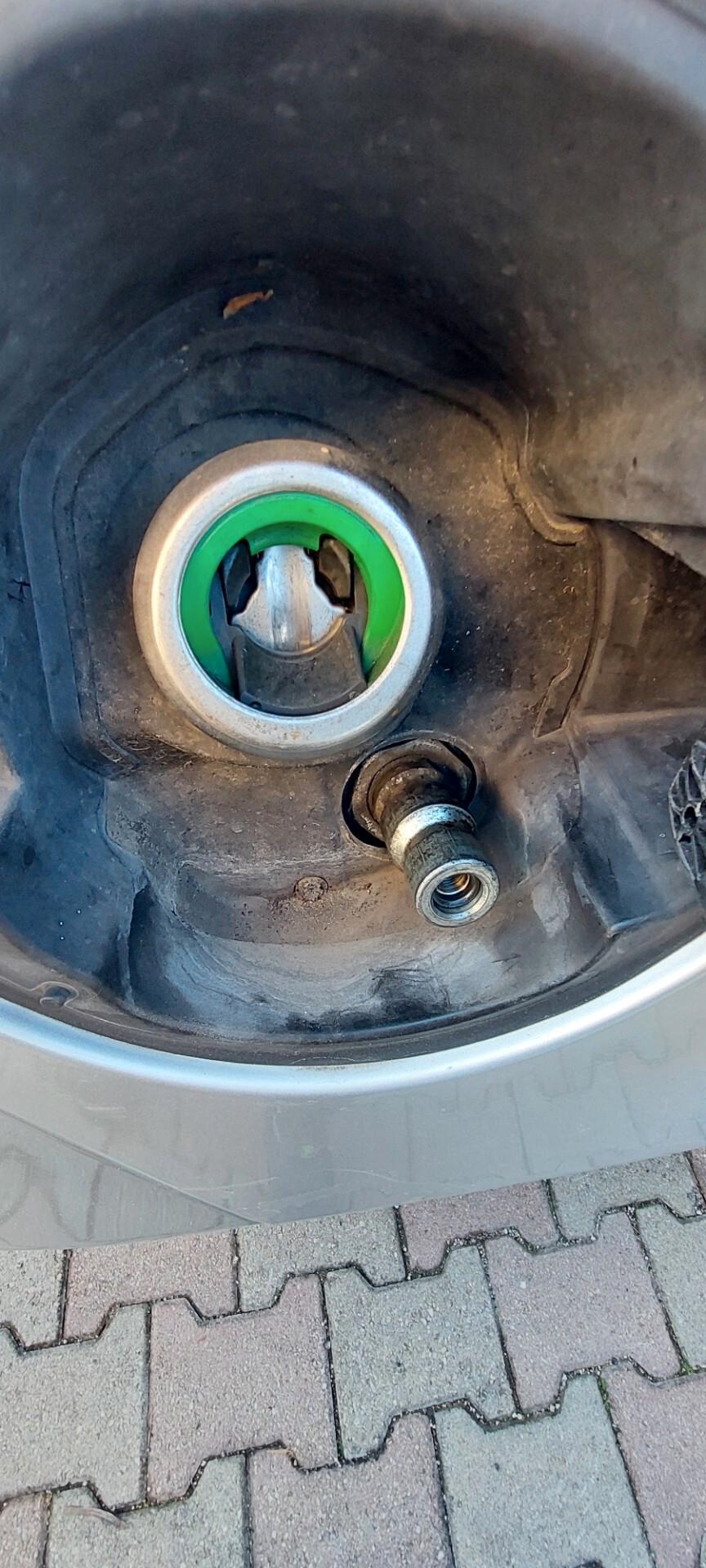 YPSILON 900 METANO ECOCHIC SCADENZA METANO NEL 2029 X NEOPATENTATI OK DISTRIBUZIONE