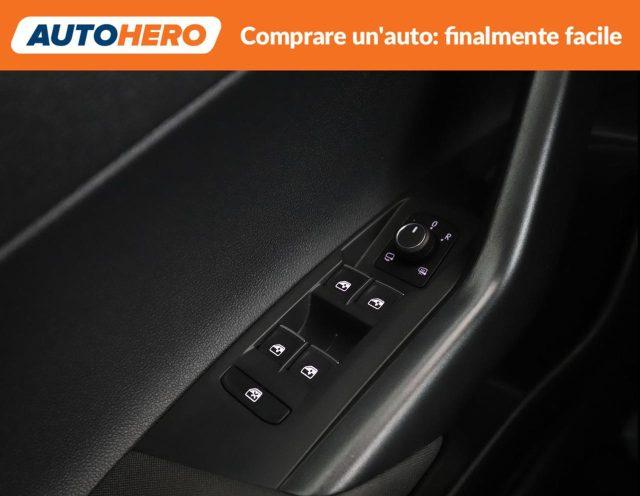 VOLKSWAGEN Taigo 1.0 TSI 110 CV R-Line