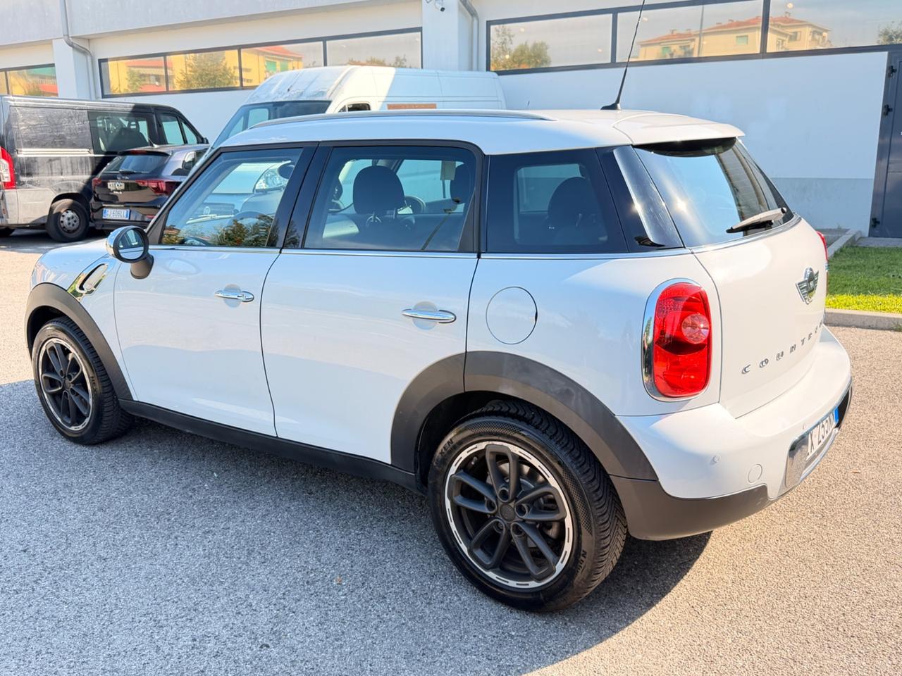 MINI COUNTYMAN 1.6D euro6 NEOPATENTATI GARANZIA