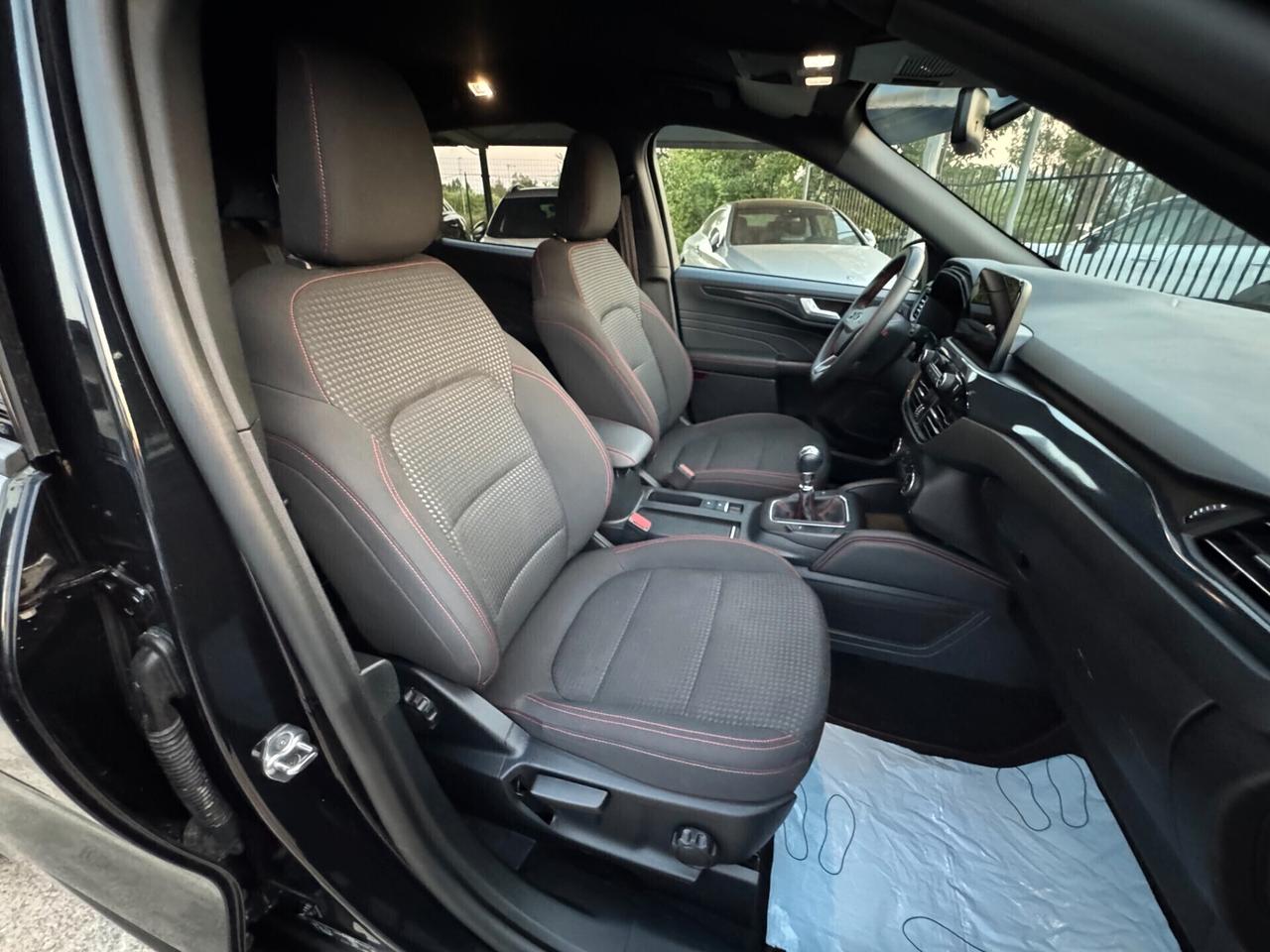 Ford Kuga 1.5 EcoBoost 150 CV 2WD ST-Line