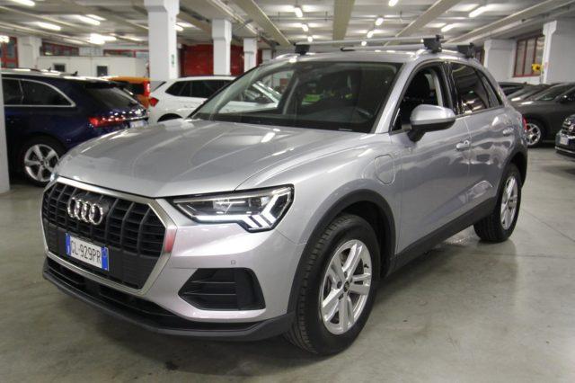AUDI Q3 45 TFSI e S-tronic Business
