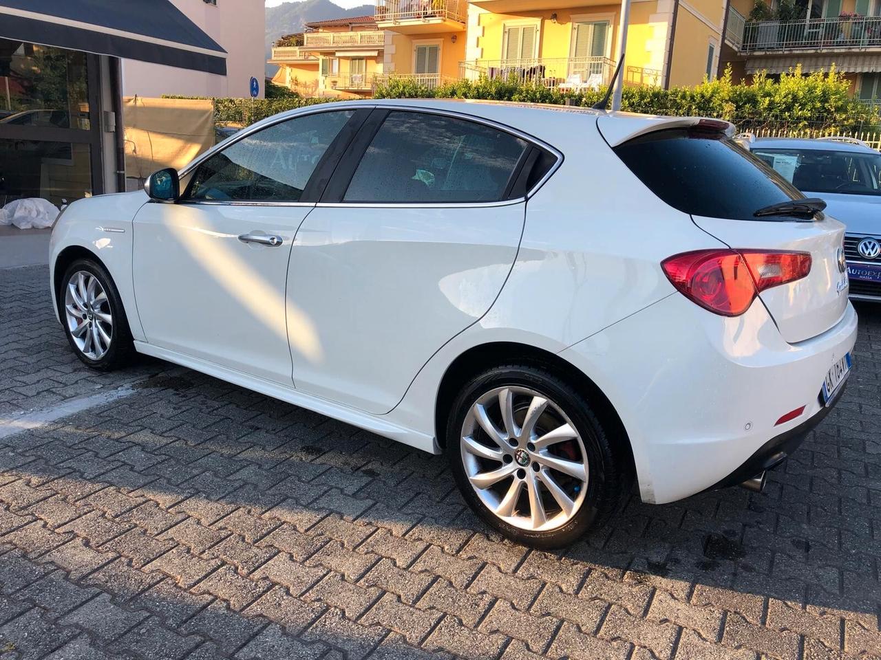 Alfa Romeo Giulietta 2.0 JTDm-2 170 CV Distinctive POSSIBILITA' GARANZIA EUROPEA CONFORMGEST FINO A 36 MESI!!!