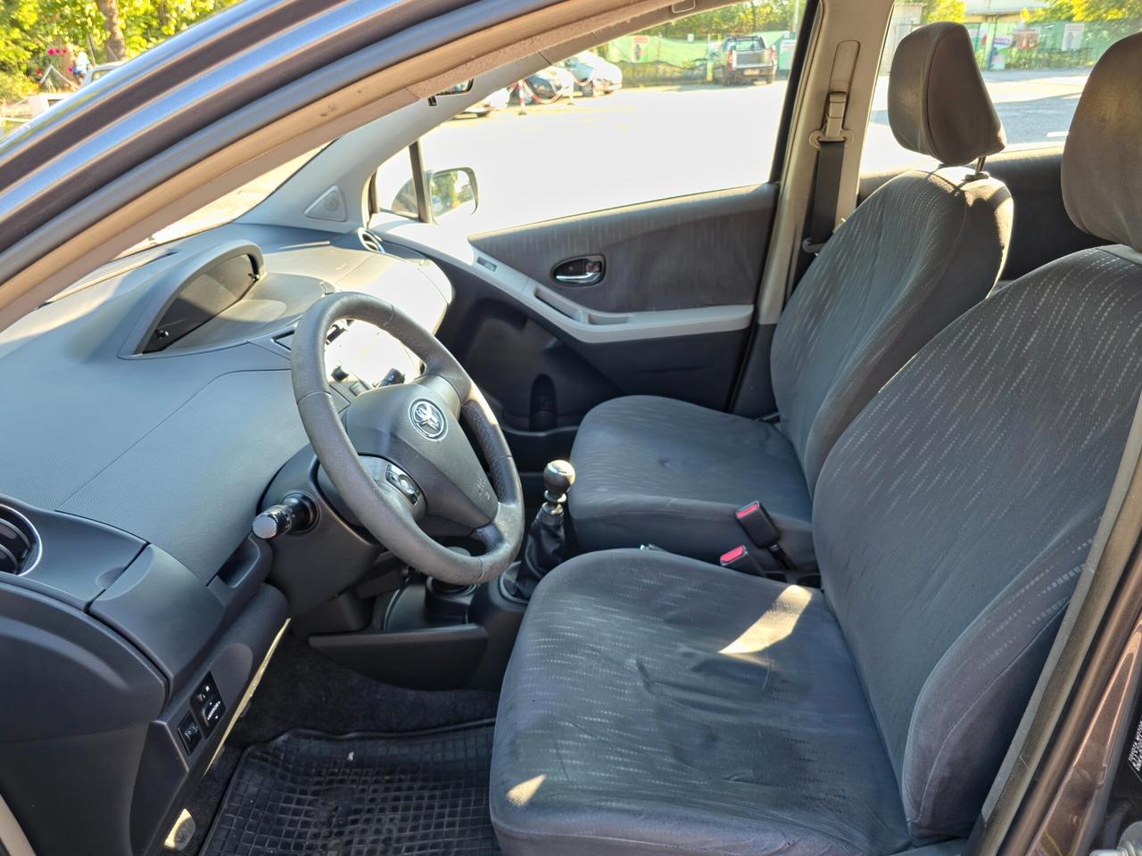 Toyota Yaris 1.4 D-4D DPF 5 porte CV-90 E4 Manuale NEO 2009