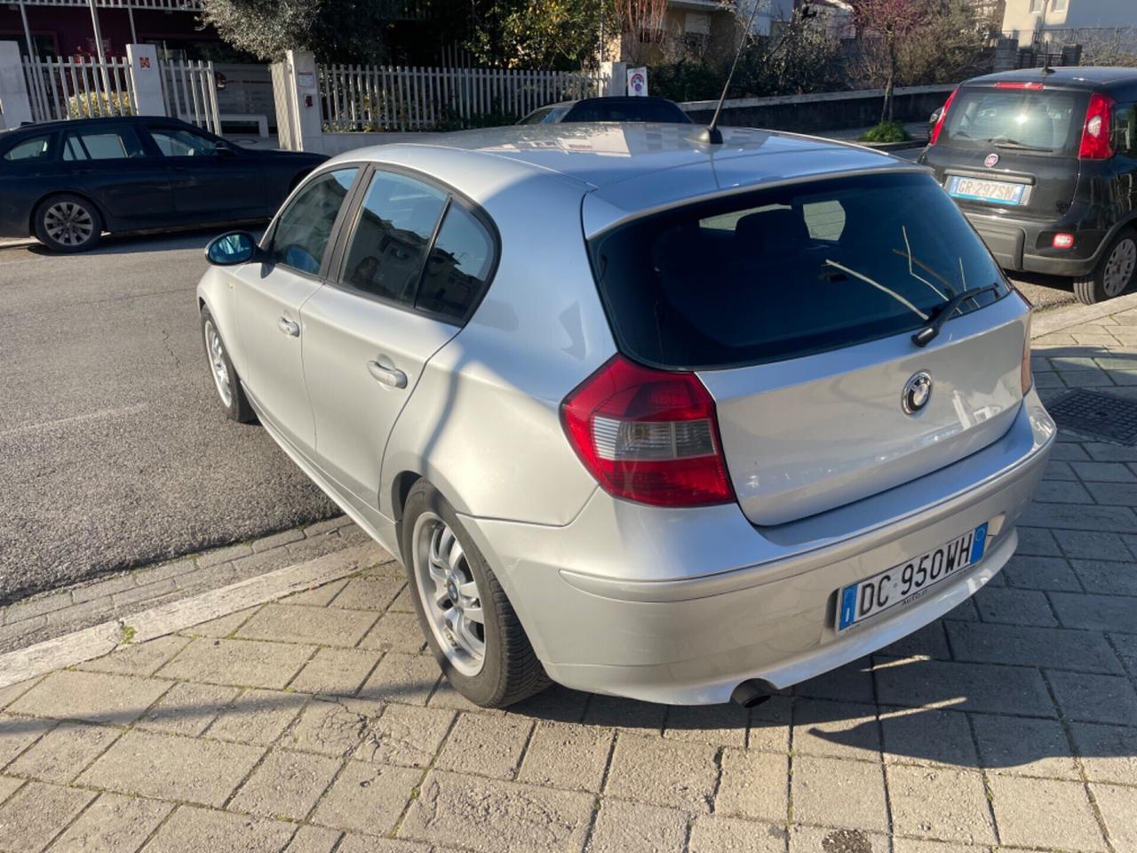 Bmw 118 118d cat 5 porte Attiva