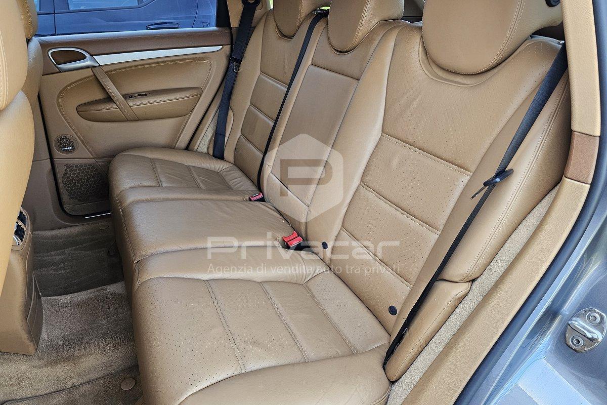 PORSCHE Cayenne 3.6