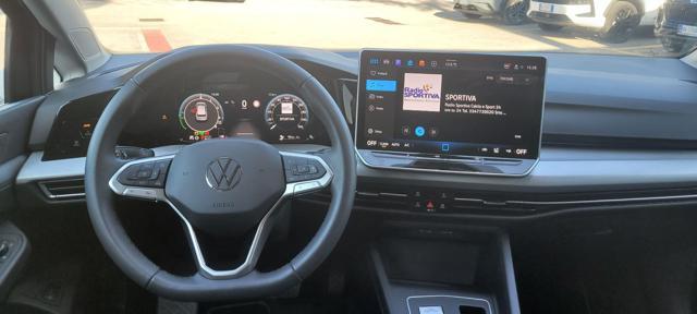 VOLKSWAGEN Golf 1.5 TSI eHybrid DSG Edition Plus