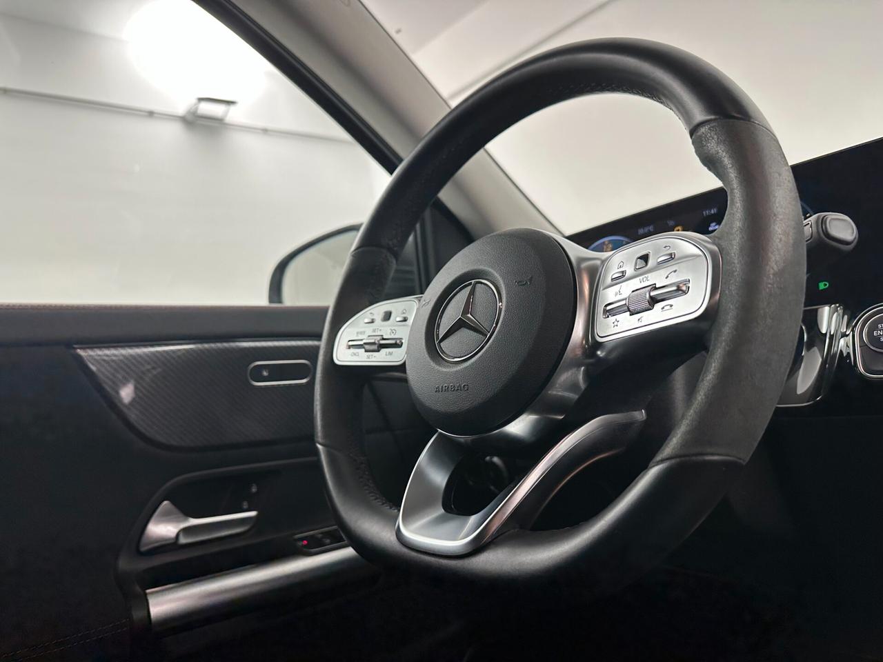 Mercedes-benz GLA 180 Automatic Premium