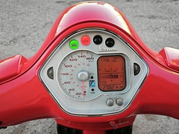 PIAGGIO Vespa 250 GTS accessoriata
