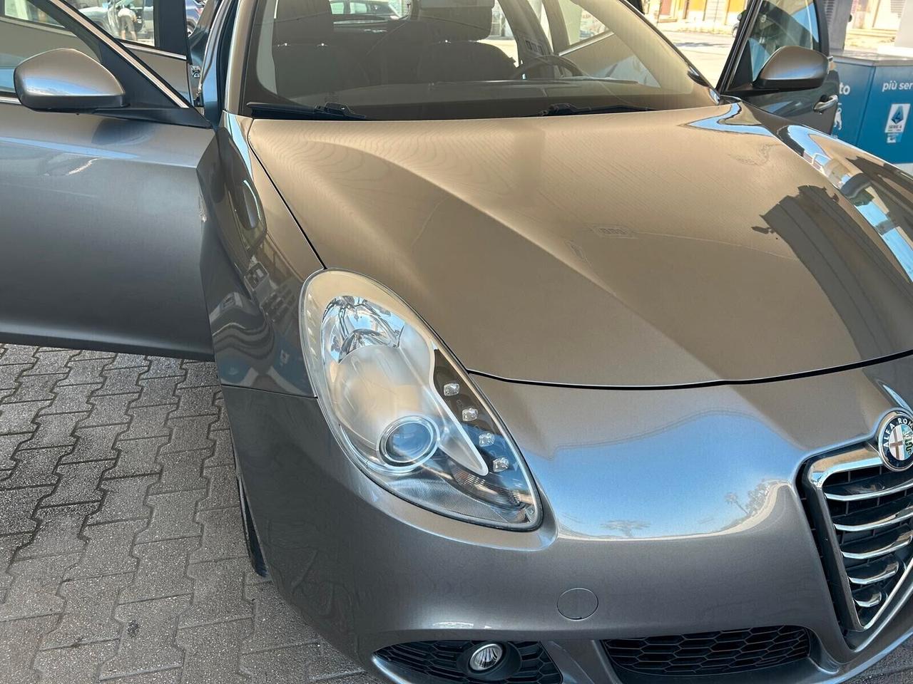 Alfa Romeo Giulietta 1.6 JTDm-2 105 CV Distinctive
