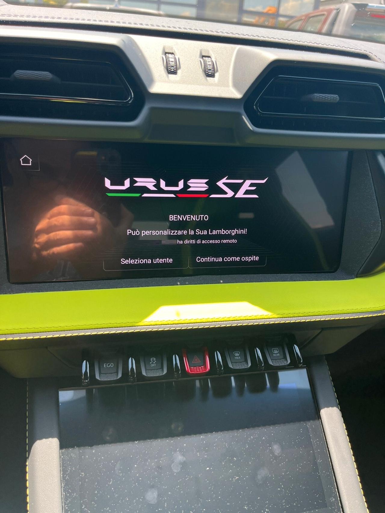 Lamborghini USUS SE 799 cv