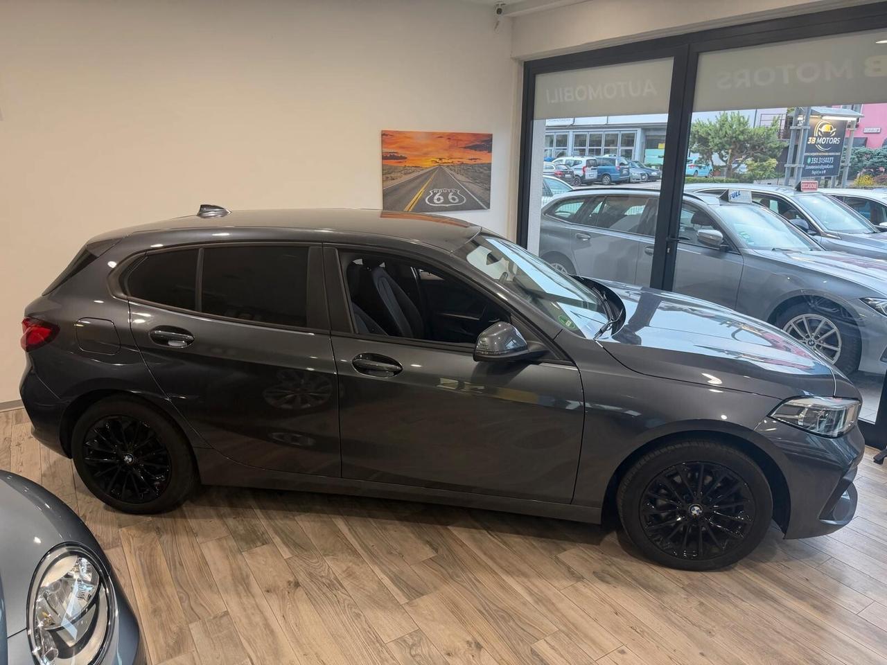 Bmw 118 118d 5p. Business Advantage