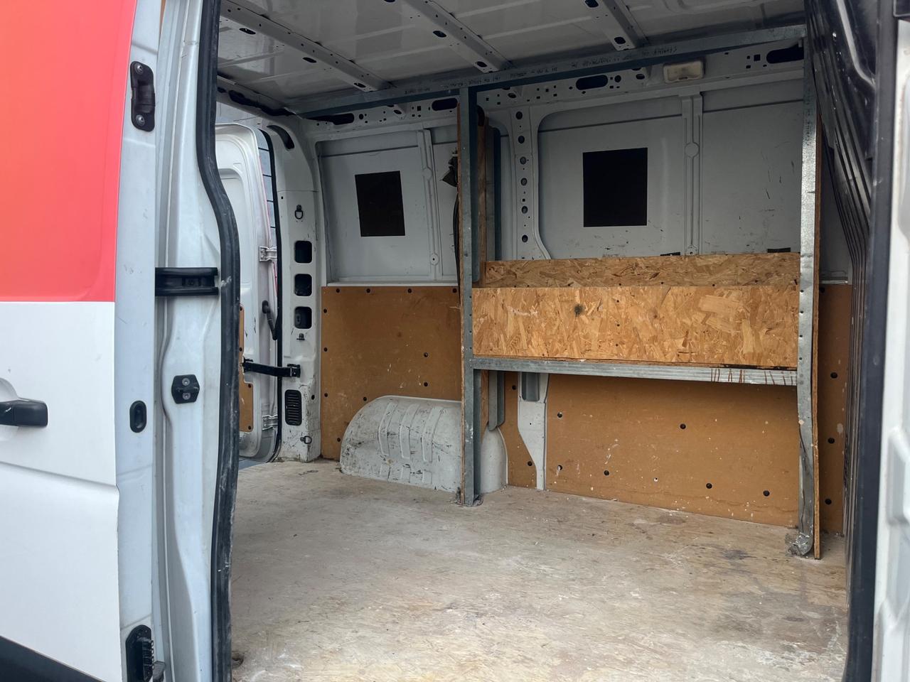 Renault Master 2.3 dCi L1 H1 Ka 2.8t