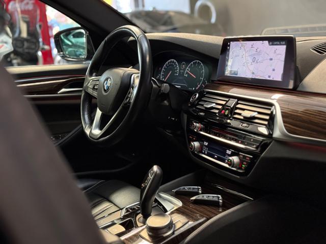 BMW 540 i xDrive Touring Luxury