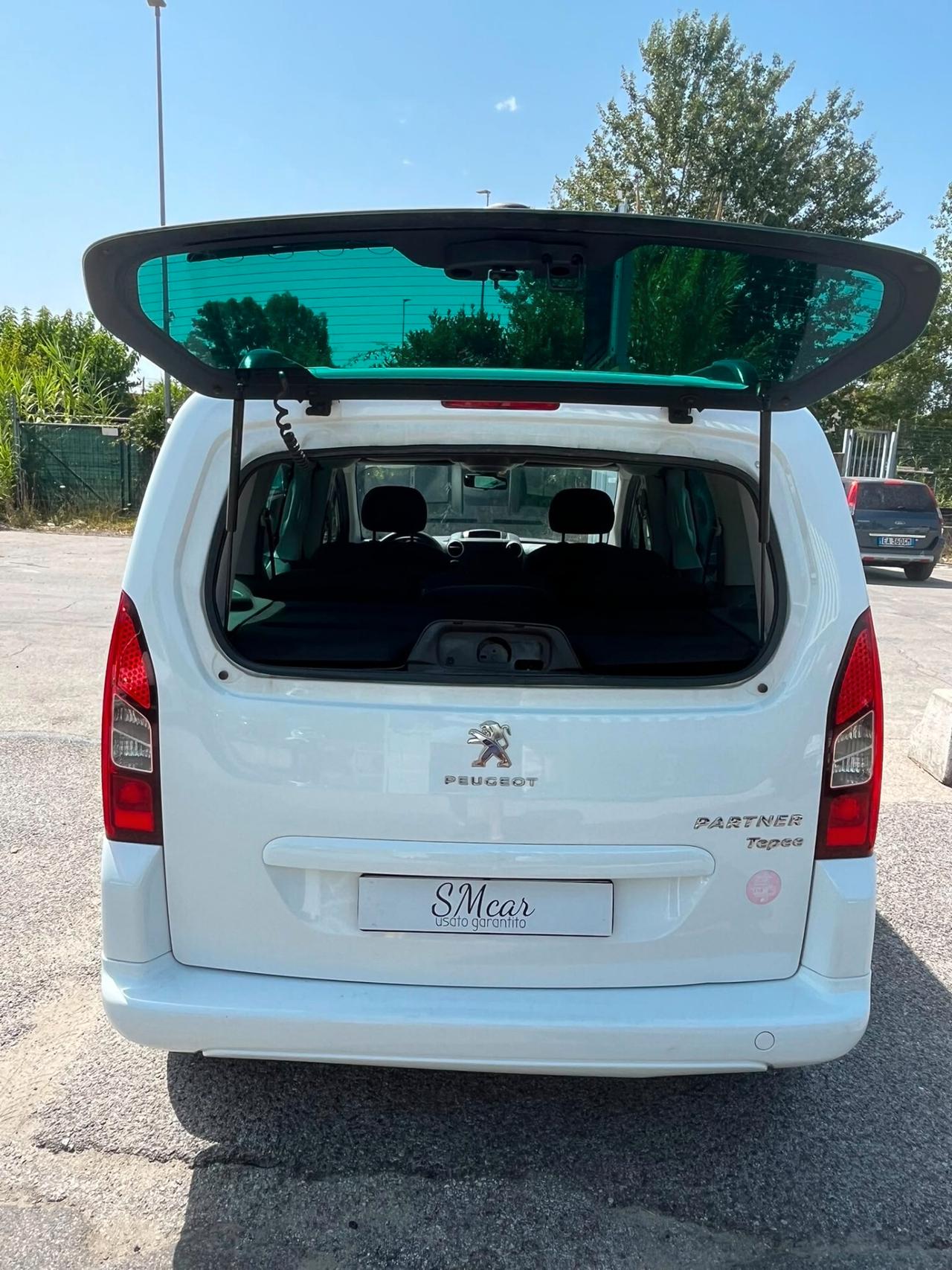 Peugeot Partner Tepee Mix BlueHDi 100 Active
