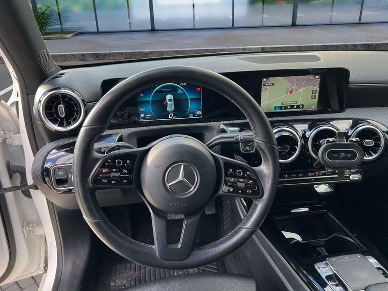 Mercedes-Benz Classe A A 180 d Automatic Sport