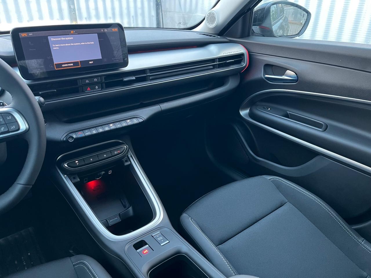 Jeep Avenger 1.2 Turbo 110 CV MHEV Summit