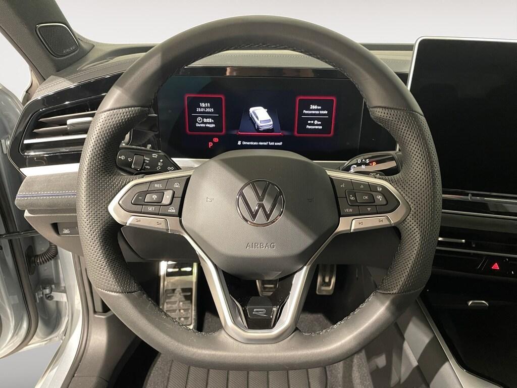 Volkswagen Passat 1.5eTSI 150CV DSG R-Line (MHEV)