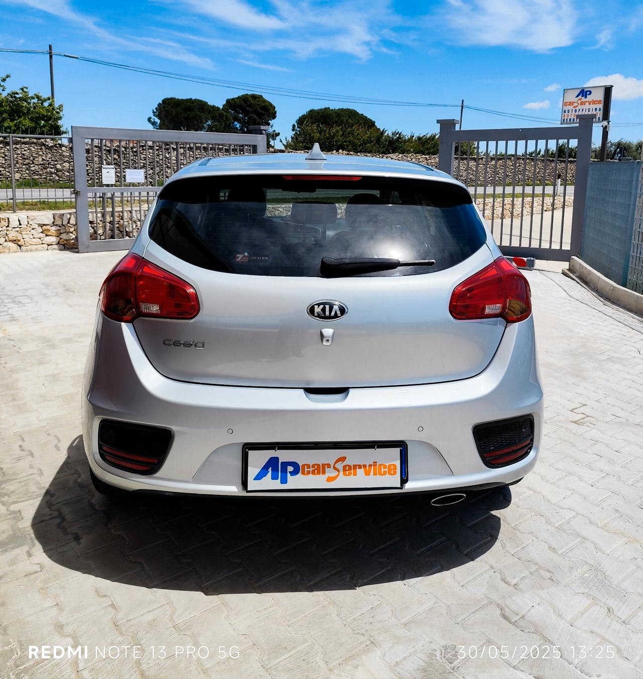 Kia Ceed cee'd 1.6 CRDi 110 CV 5 porte EcoDynamics Business