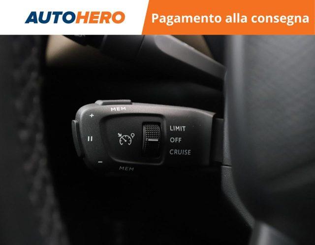 DS AUTOMOBILES DS 3 Crossback BlueHDi 100 So Chic