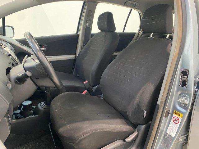 TOYOTA Yaris 1.0 5 porte Sol