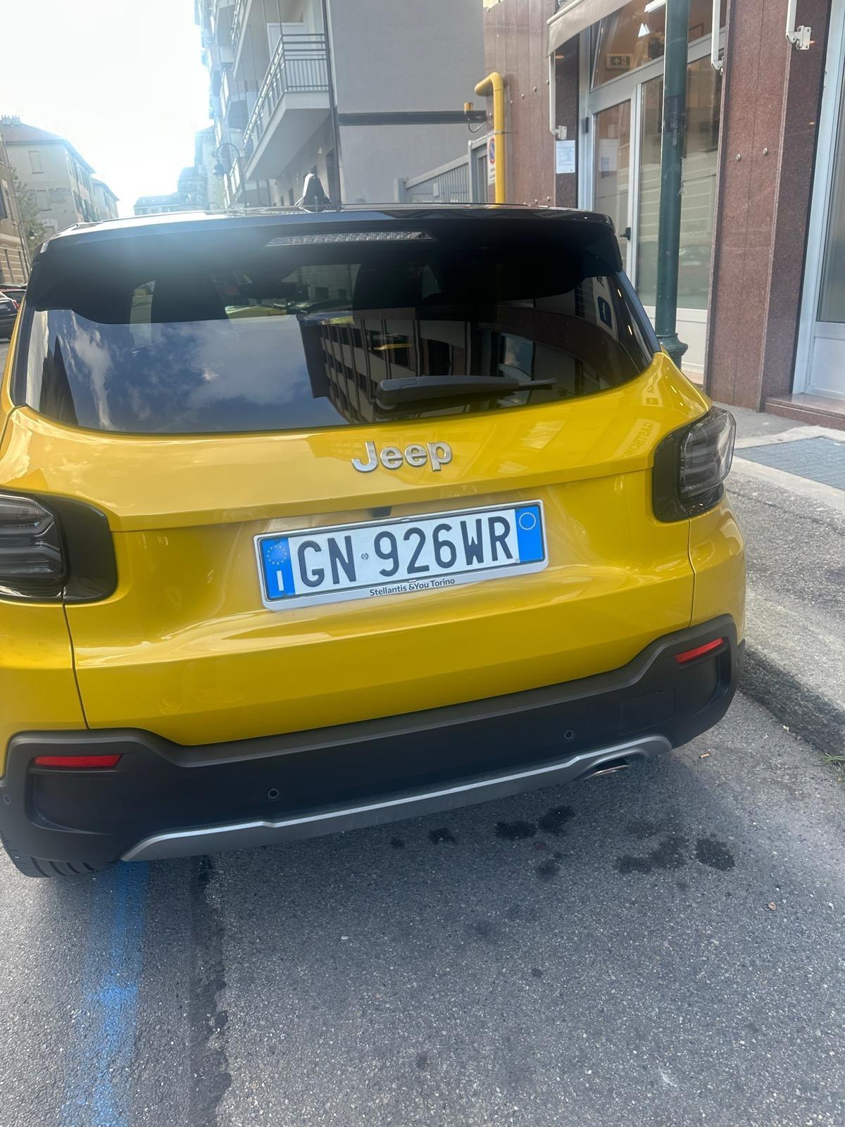 Jeep Avenger 1.2 Turbo 100 CV Summit