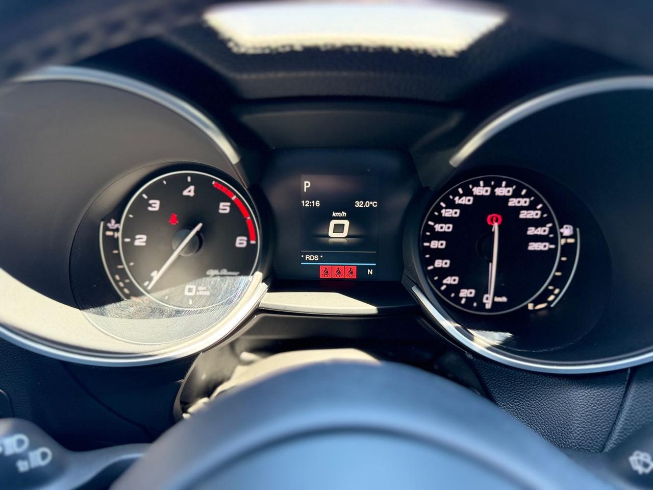 Alfa Romeo Stelvio Executive 2.2 #11317